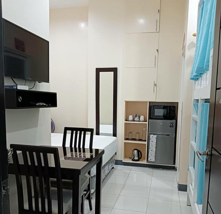 Rosetta Guest House Ormoc Exteriér fotografie